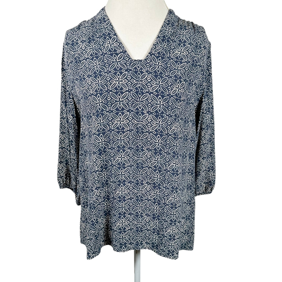 Pendleton Navy Floral Blouse V-Neck Whimsy Boho Casual Tunic Womens size M - Picture 1 of 9